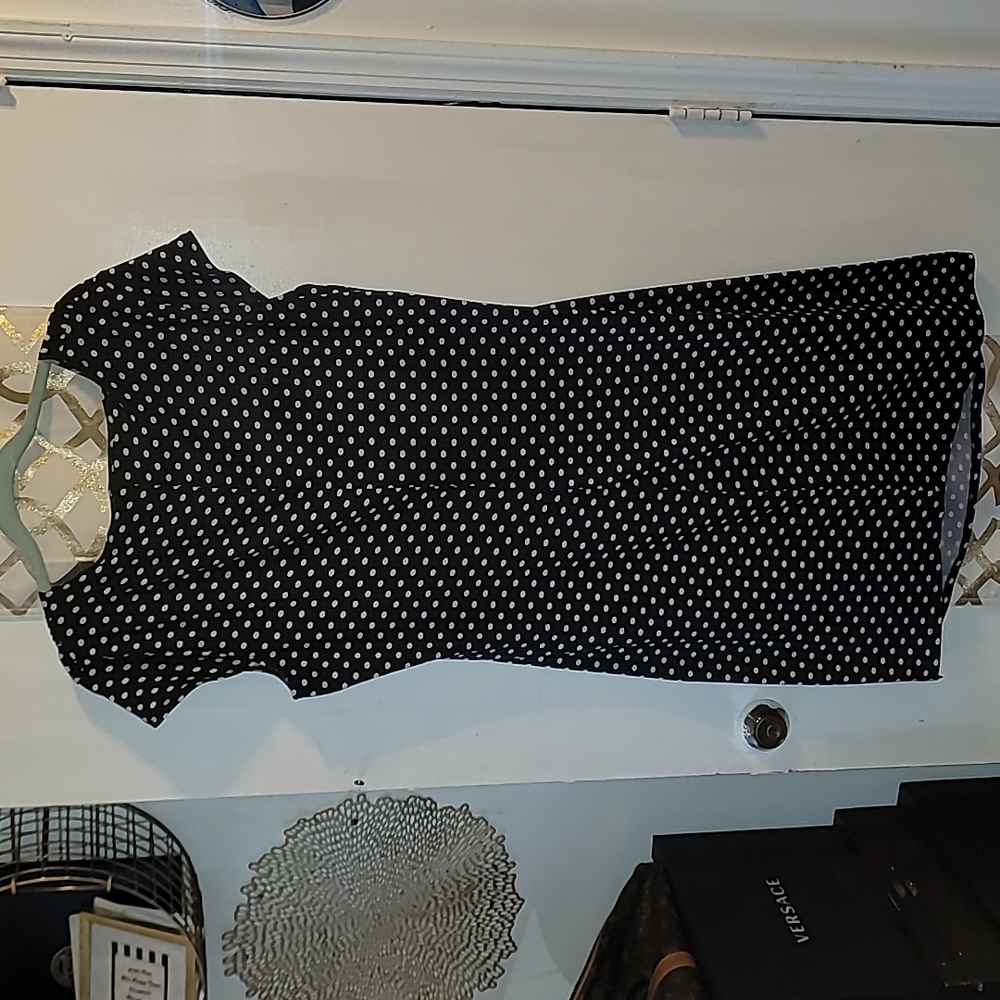 Black & White Pokadot Wrap Dress - Picture 5 of 6